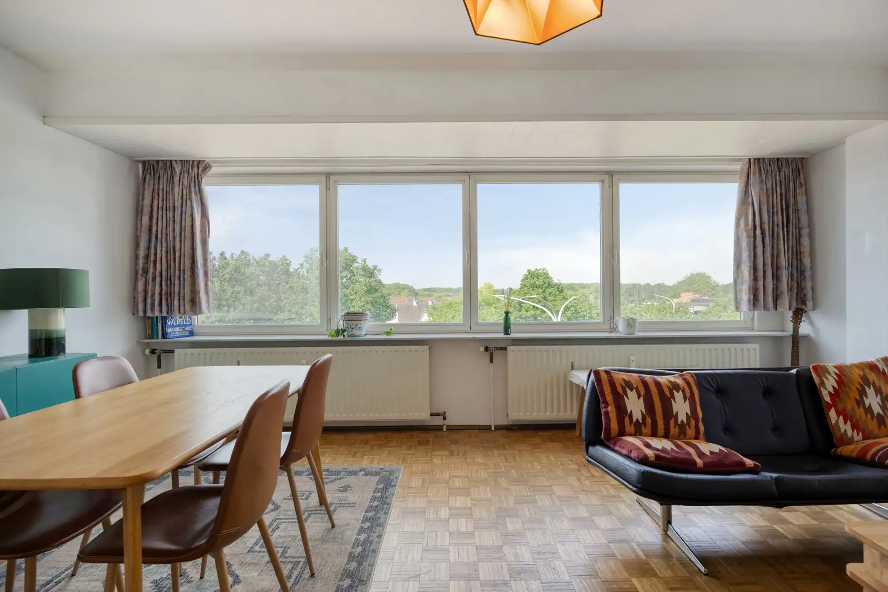 Instapklaar appartement met 1 slaapkamer en terras! foto 12