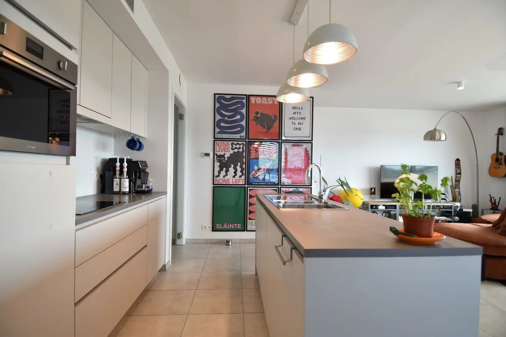 Prachtig 2-slaapkamerappartement (BJ 2021) met zicht op de Leie te koop in Harelbeke foto 2