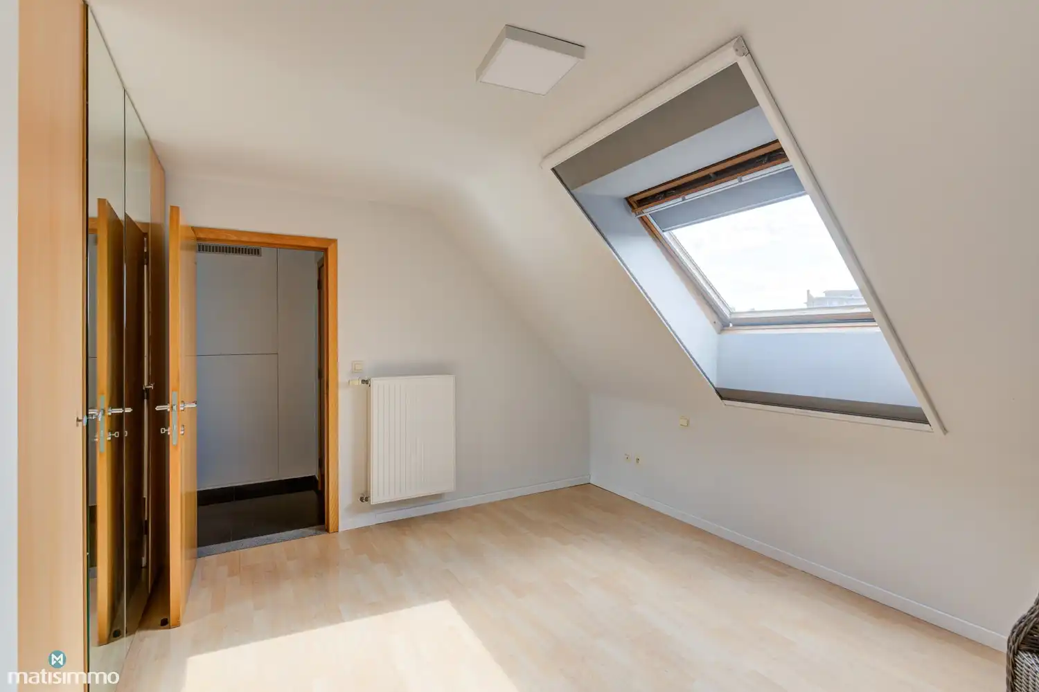 DUPLEXAPPARTEMENT MET 2 SLAAPKAMERS, 2 TERRASSEN EN GARAGEBOX AAN HET CENTRUM VAN BILZEN foto 19
