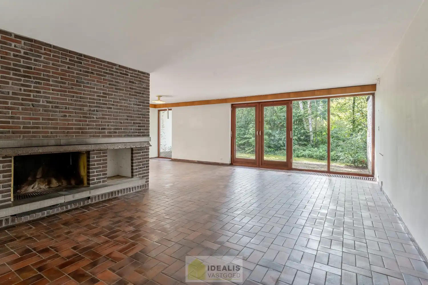 TE RENOVEREN WONING MET 5 SLAAPKAMERS OP EEN PRACHTIG PERCEEL VAN 15A 75CA OP EEN UITZONDERLIJKE RUSTIGE EN GROENE LIGGING IN EEN DE VILLAWIJK ACHEL STATIE foto 15