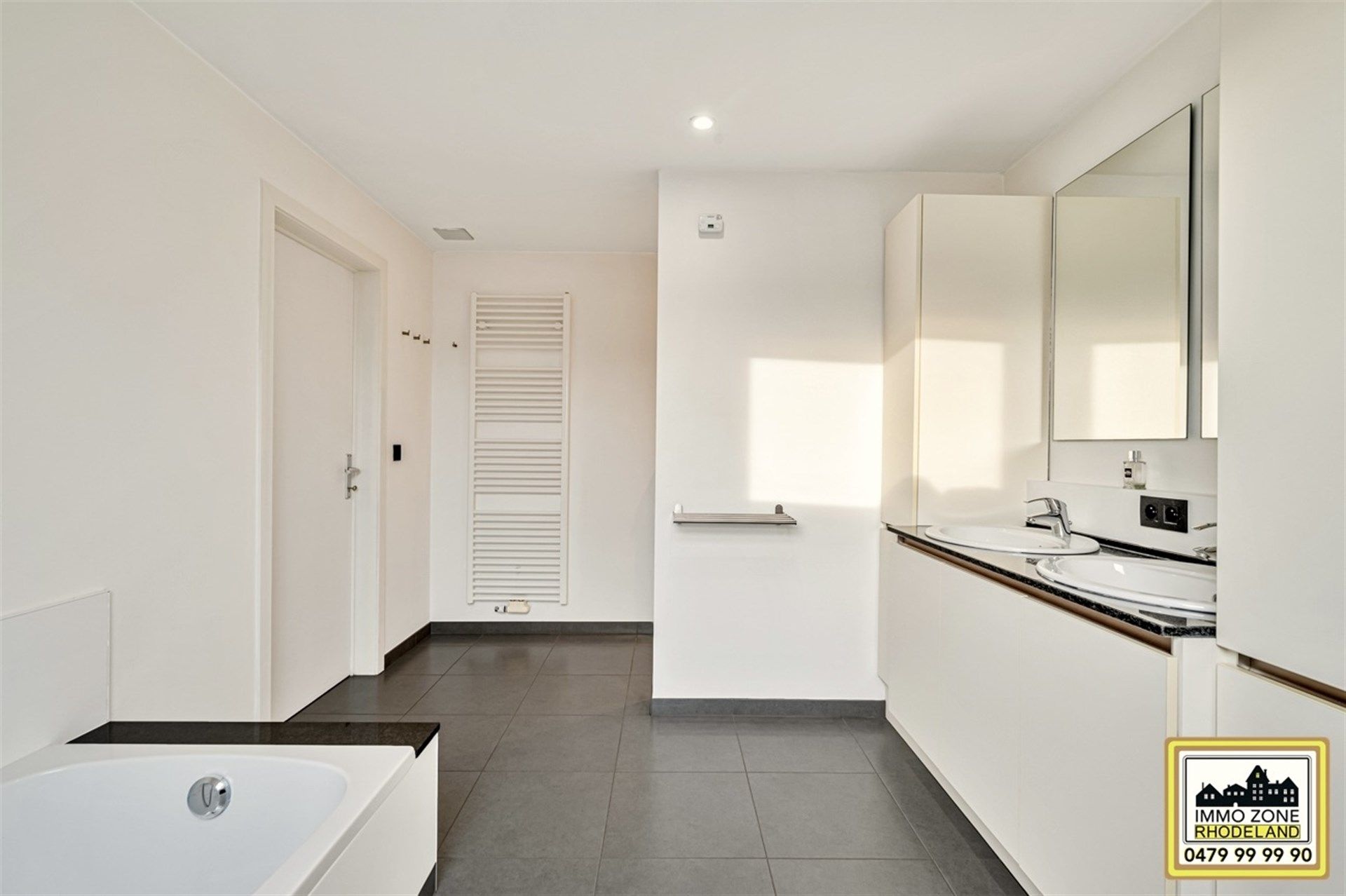 Knappe moderne woning met 3 slpks, garage en tuin foto 26