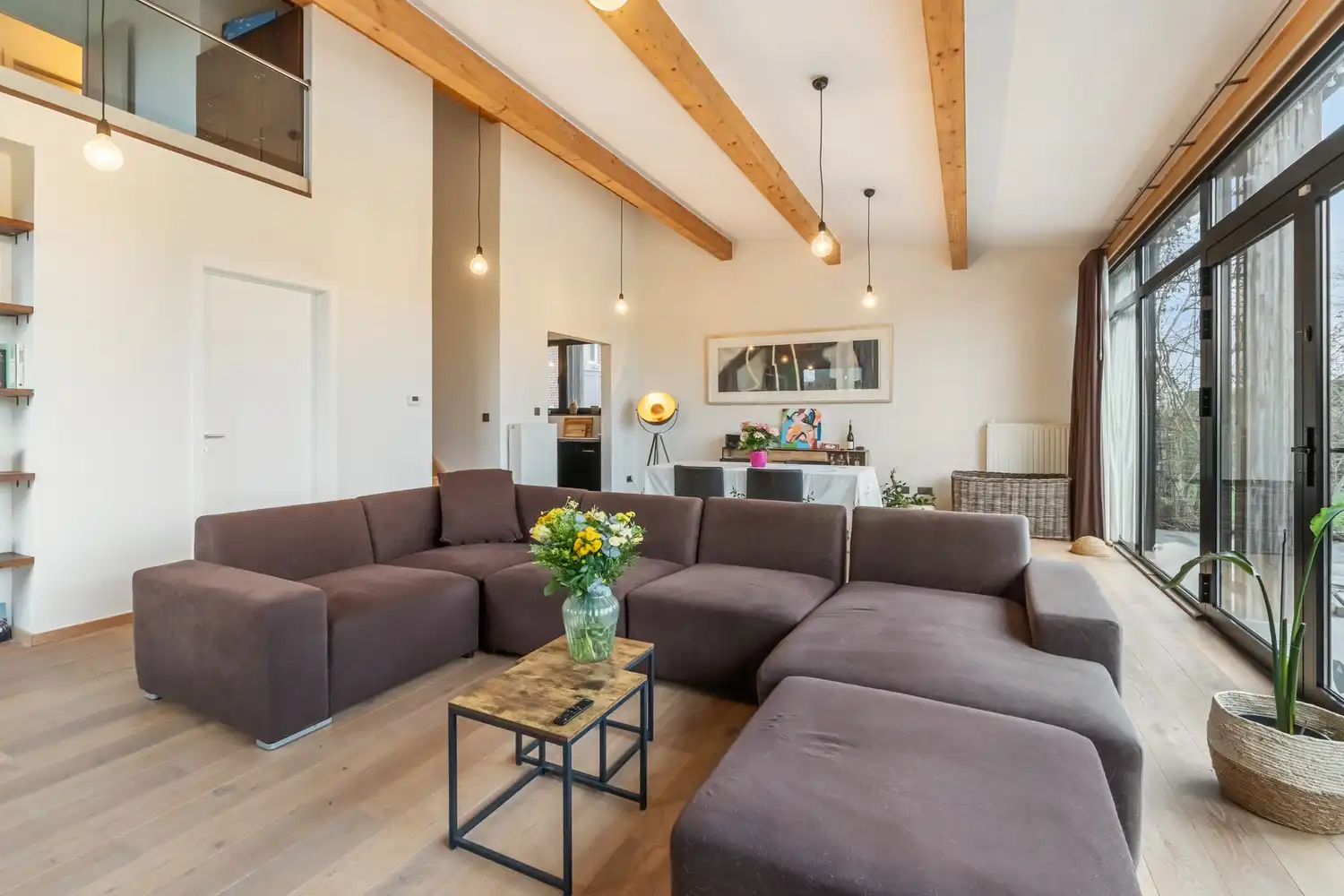 Unieke architecturale woning op toplocatie in het groen foto 3