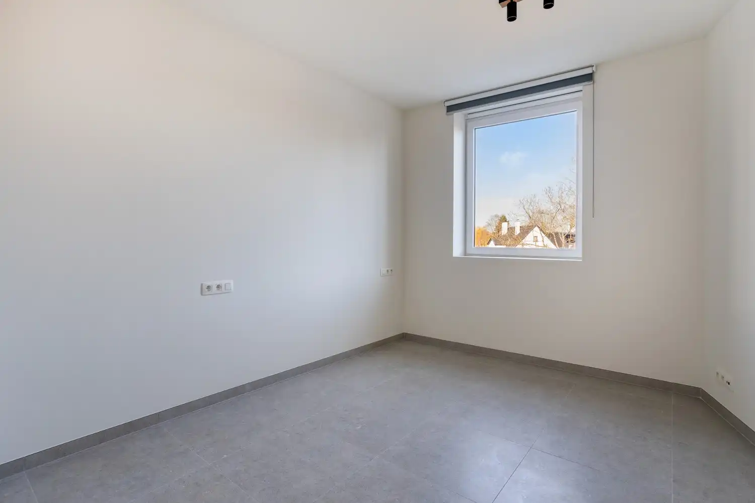 Nieuwbouw duplex appartement met terras foto 8