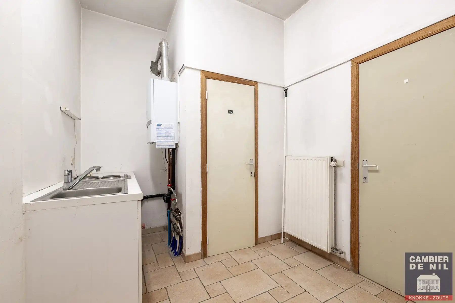 Ideaal gelegen handelspand gelegen aan het Rubensplein foto 9