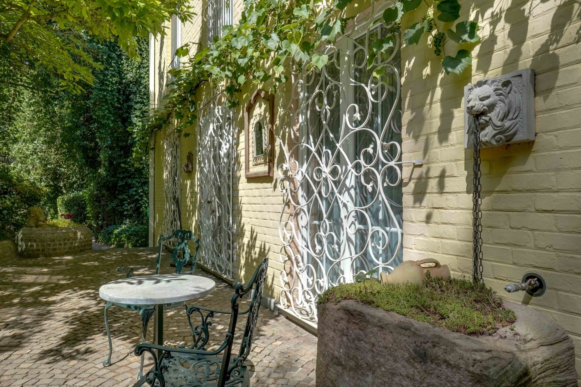 EXCLUSIEVE VILLA + BOUWGROND IN DOODLOPENDE STRAAT foto 68