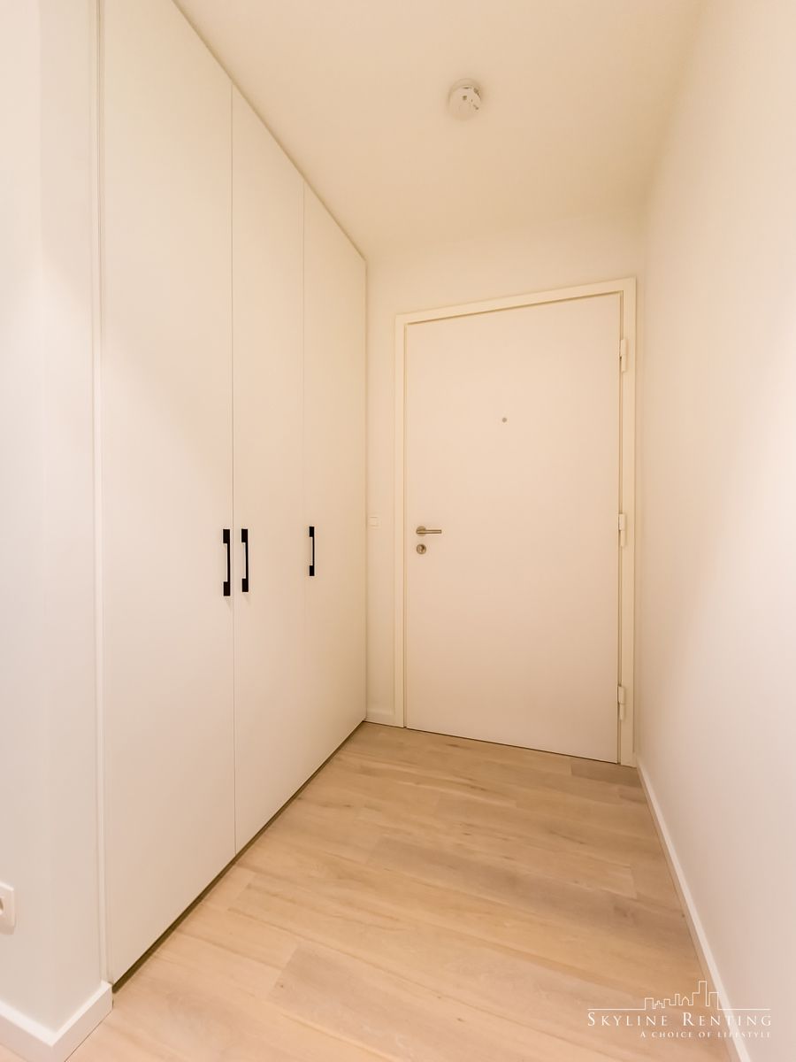Prachtig 2 slaapkamer appartement met groot TERRAS foto 4