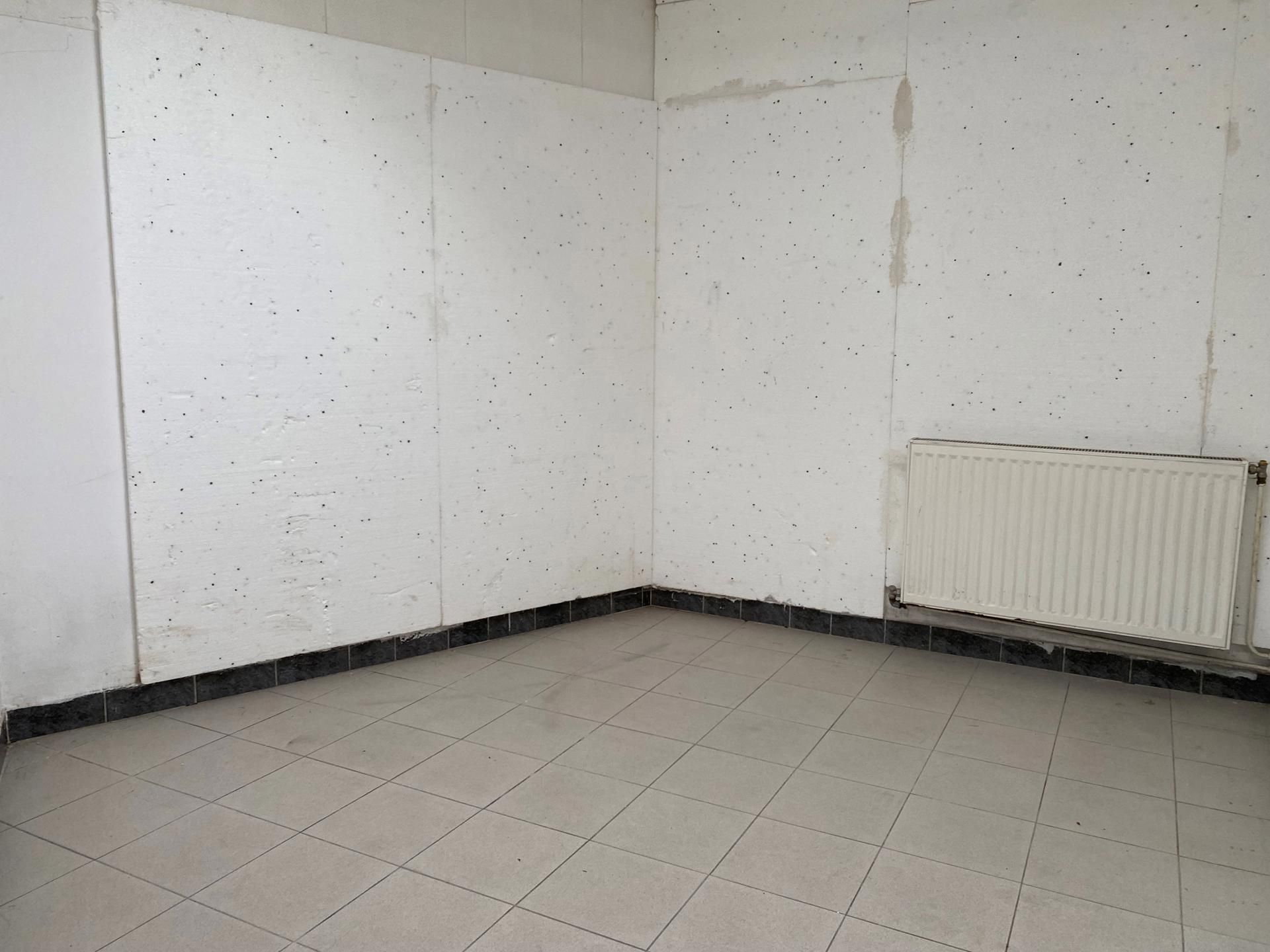  Opslagplaats te huur van 50 m²  foto 4