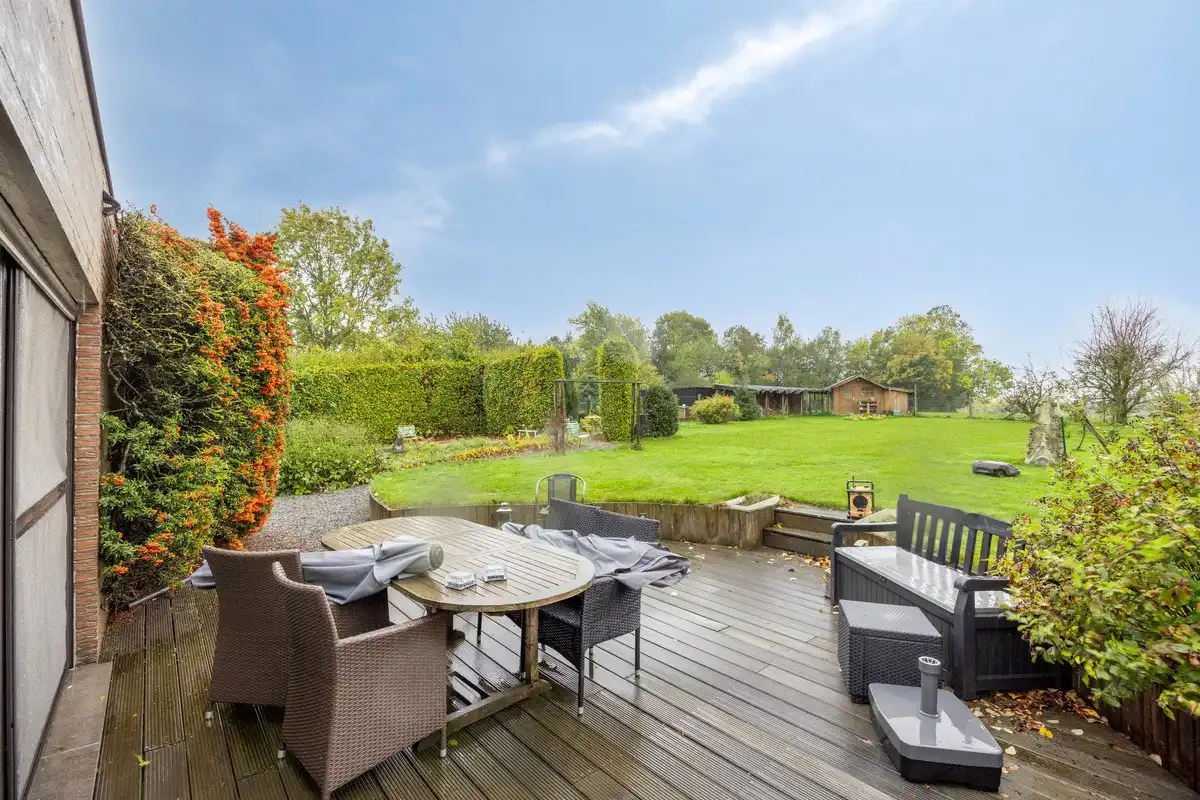 Goed gelegen bungalow foto 2