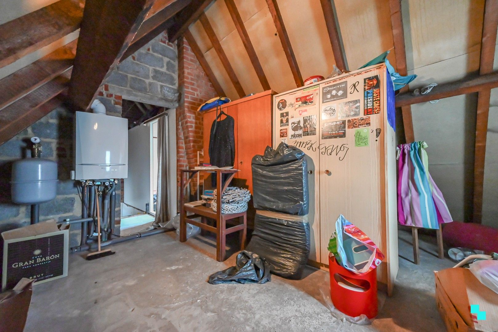 Charmante halfopen bebouwing met bijgebouw in hartje Emelgem foto 26