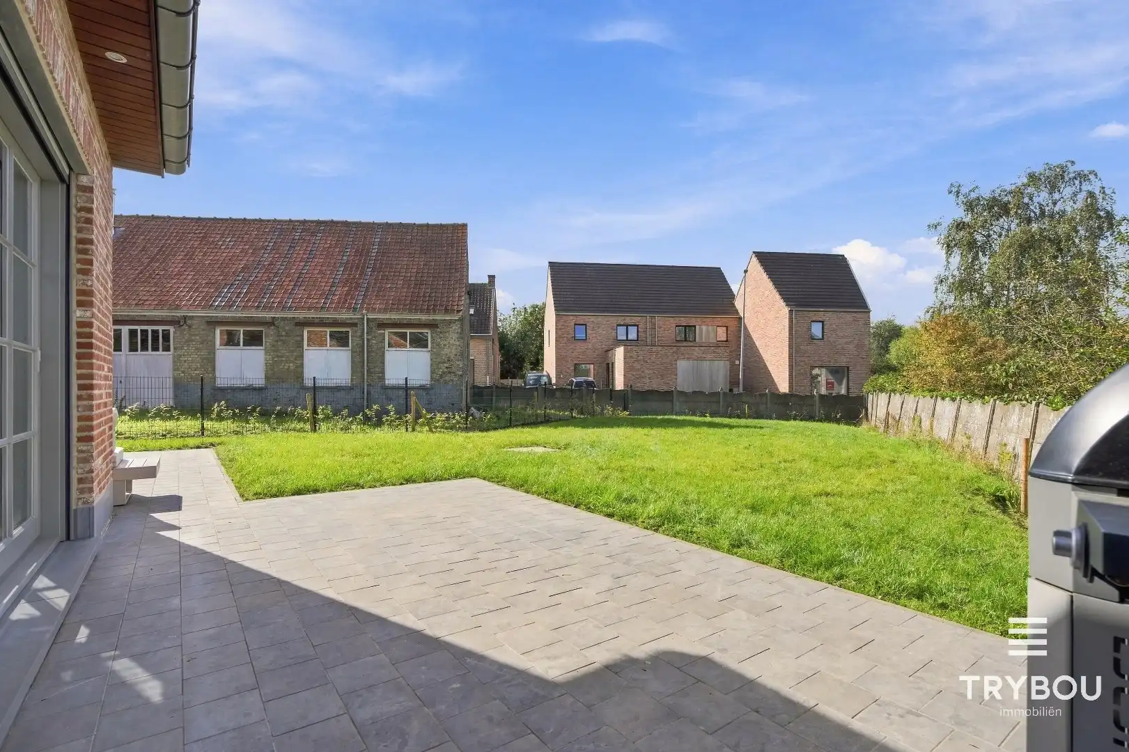 Alleenstaande luxueuze woning met 5 slaapkamers!  foto 24