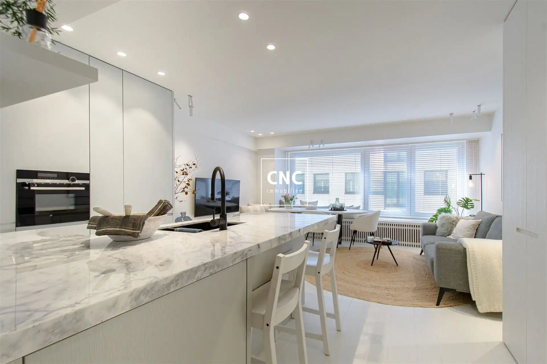 Gerenoveerd appartement in Knokke op fantastische locatie foto 2