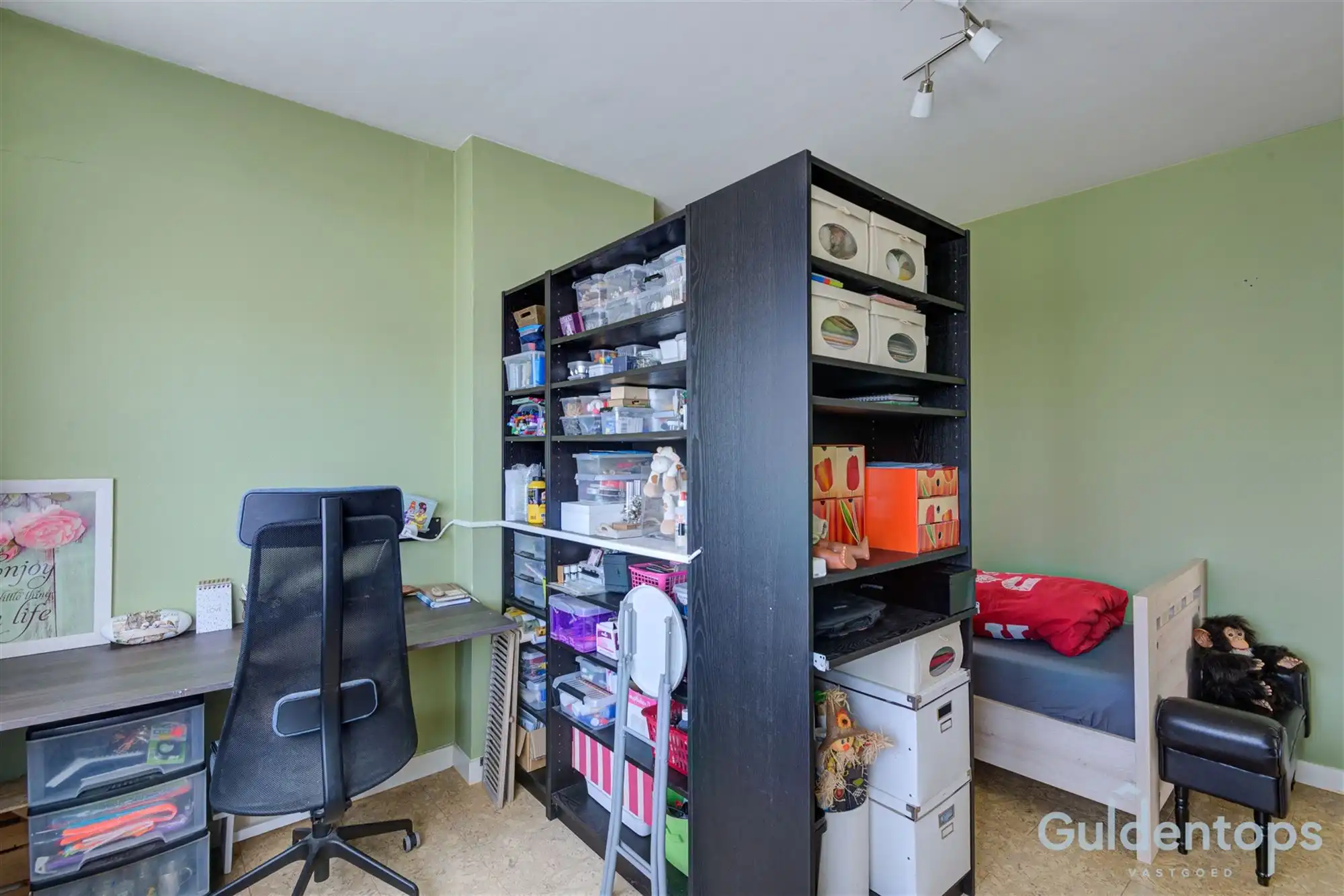 Vrijstaande woning met atelier op perceel van 1776m2 foto 13