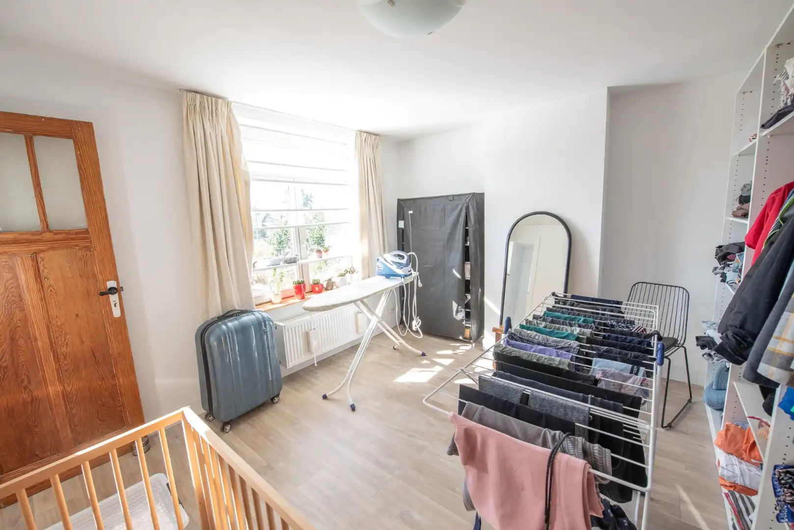 Uitzonderlijk charmante woning op toplocatie in Olsene! foto 13