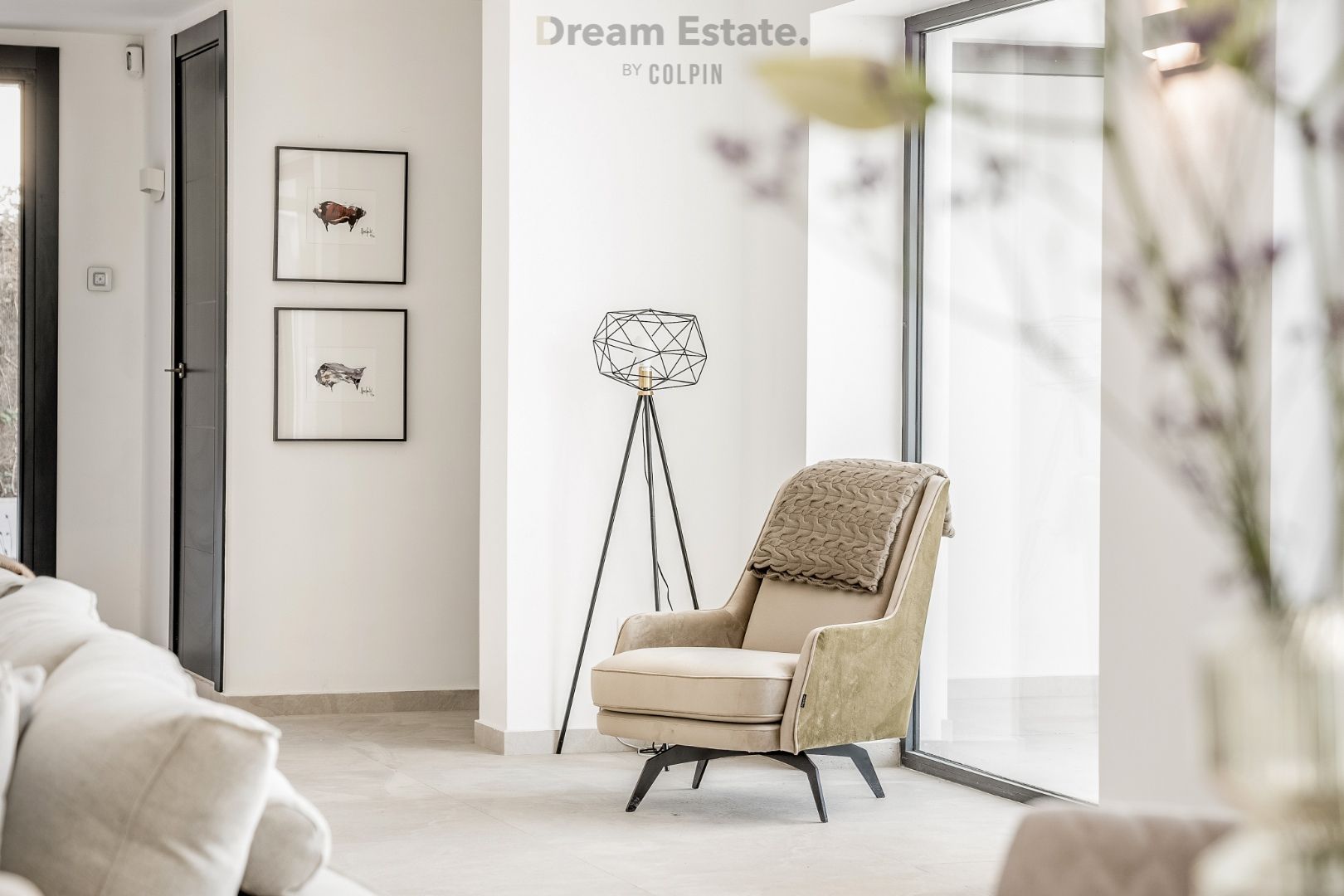 Een moderne familie villa te El Paraiso, Benahavis, New Golden Mile foto 18