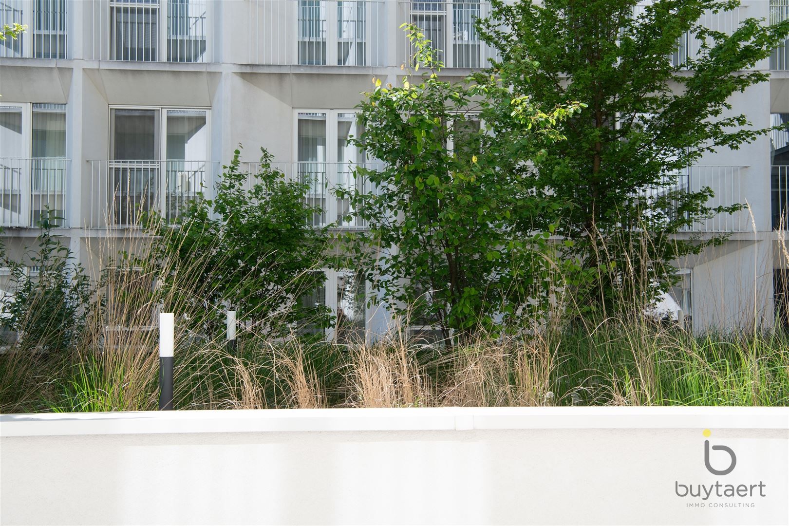 Luxe 3 slpk appartement met een gigantisch terras met zicht op het Kempisch dok. foto 18