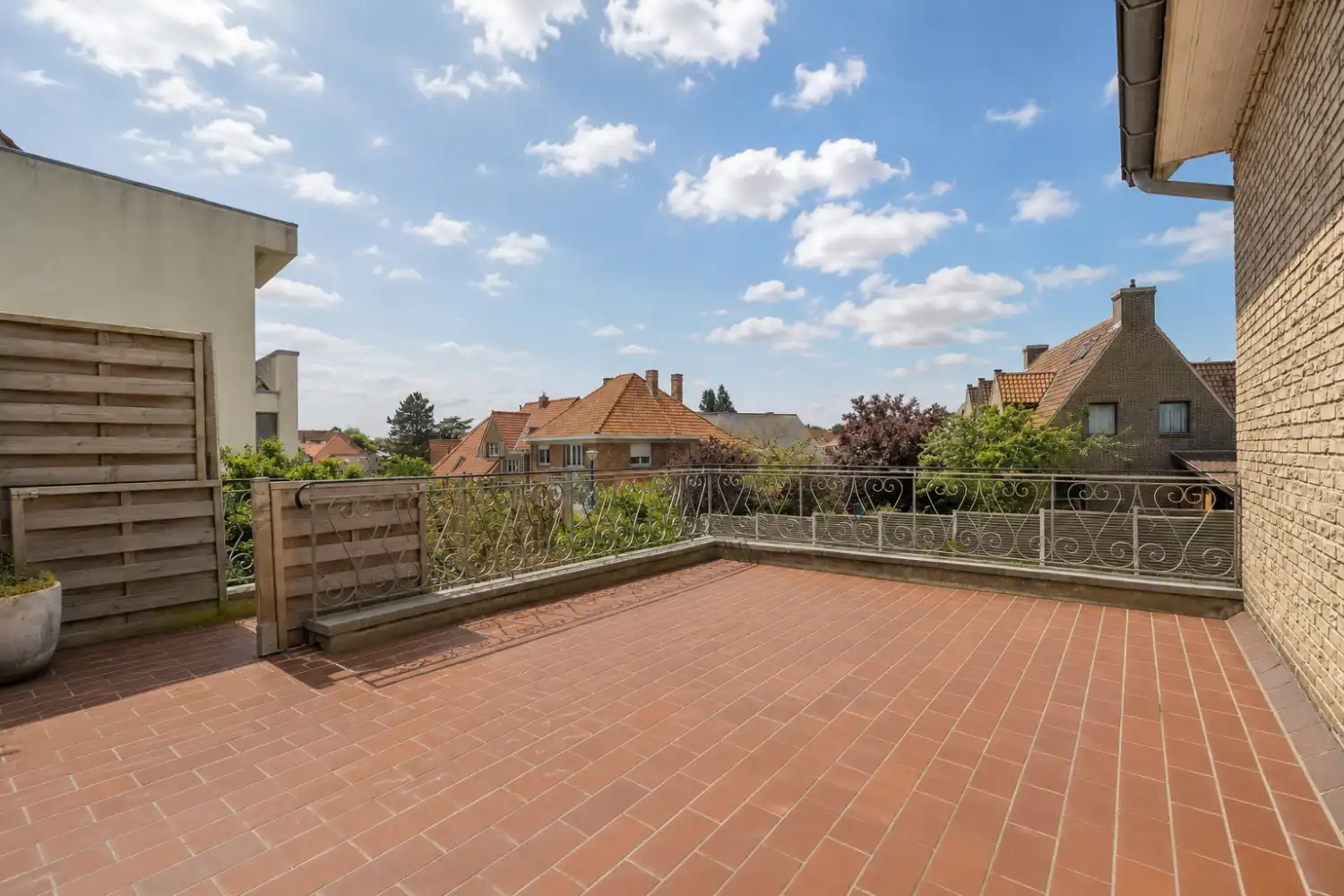 Iconische Villa "Rose de France" met uitzonderlijk renovatiepotentieel in centrum Koksijde foto 11