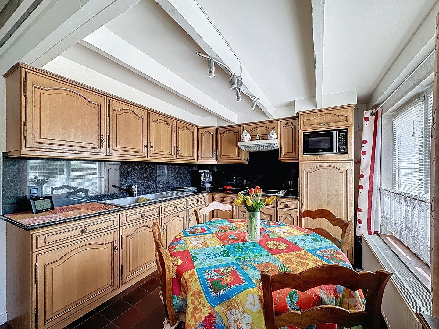 Verzorgde vakantiewoning met zonnige tuin in domein Sunparks. foto 4