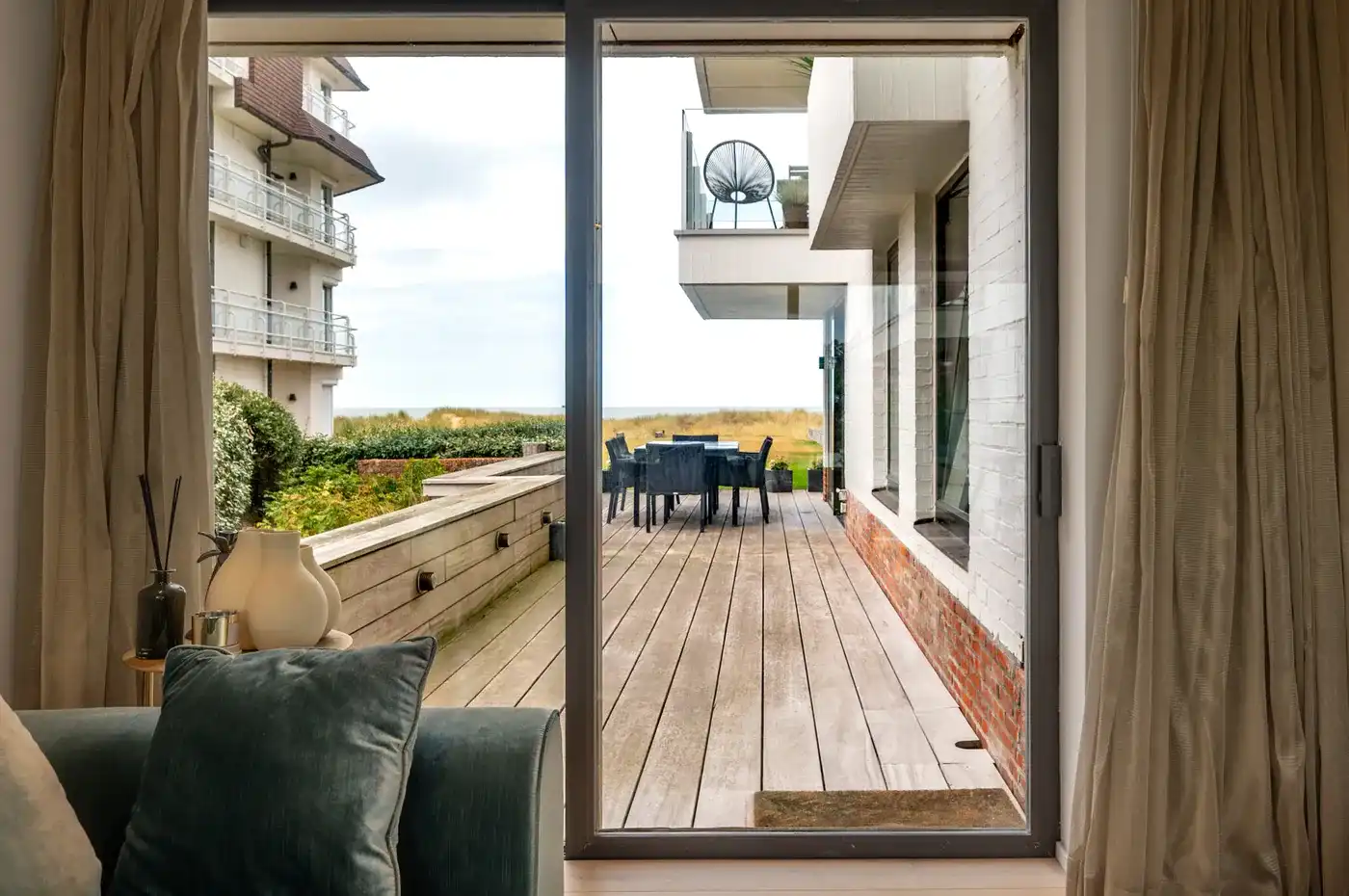 Royaal villa-appartement met frontaal zeezicht, aan de Wandeldijk in het Zoute foto 21