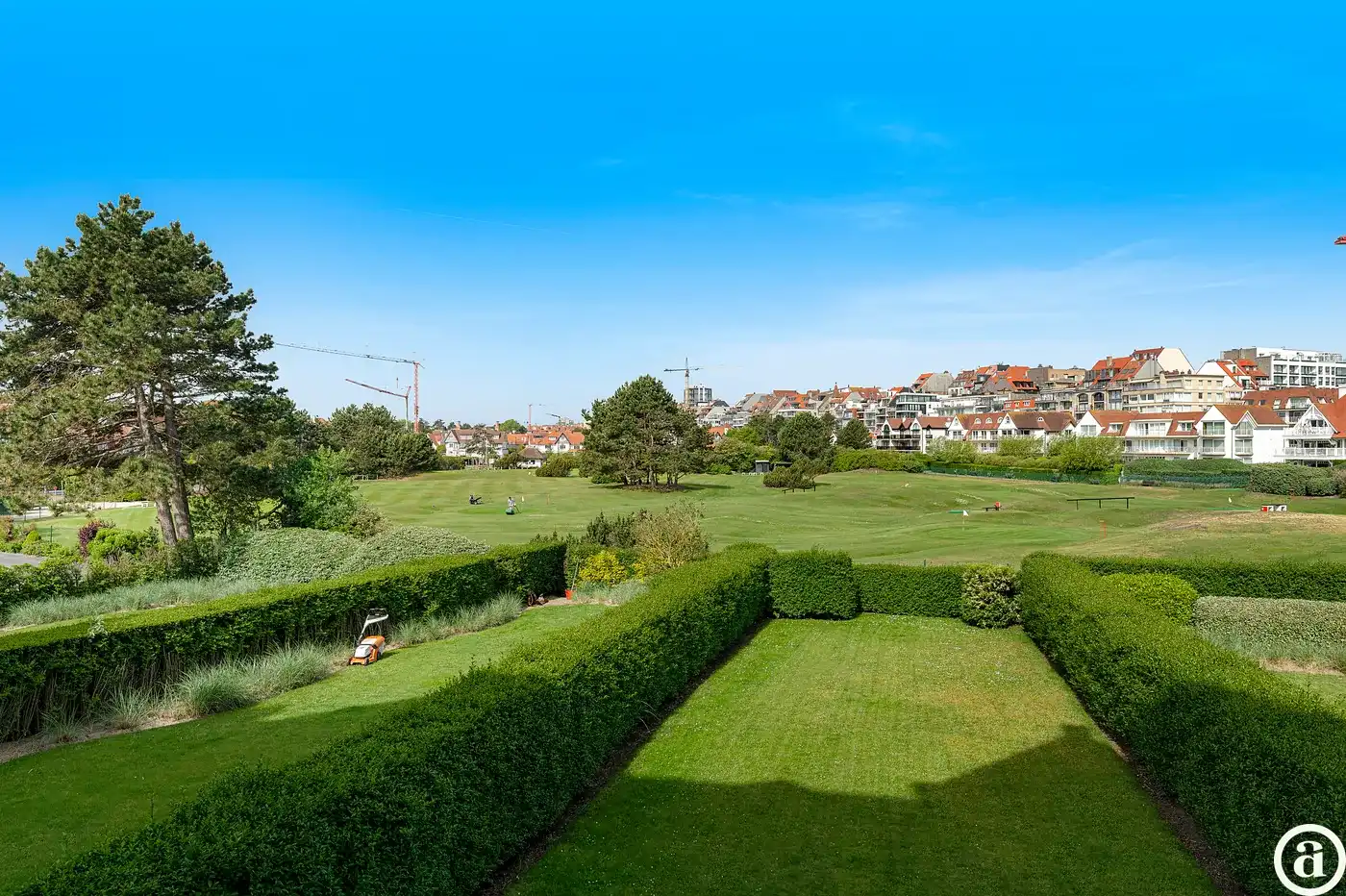 Exclusief appartement met open zicht op de Approach Golf in het hart van het Zoute. foto 2