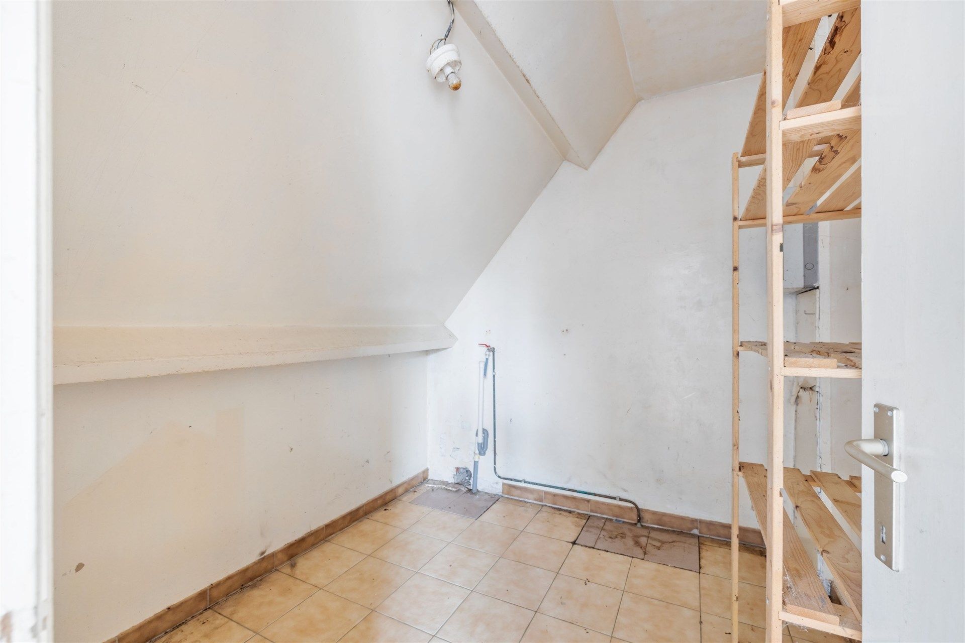 Te renoveren gezinswoning nabij de dorpskern van Sint-Pauwels foto 19