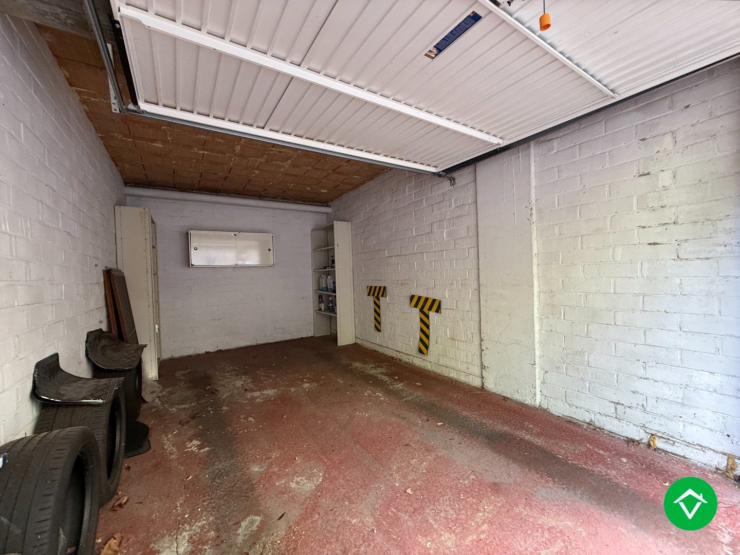 Drie-slaapkamerappartement met terras in rustige residentie centrum Roeselare foto 17