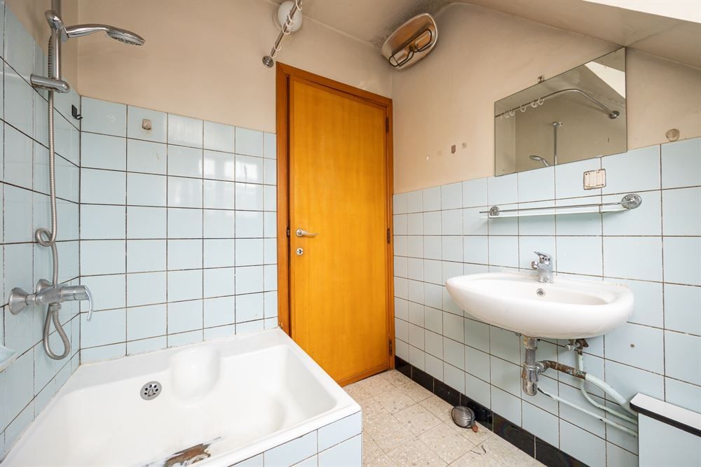 Te renoveren woning foto 20