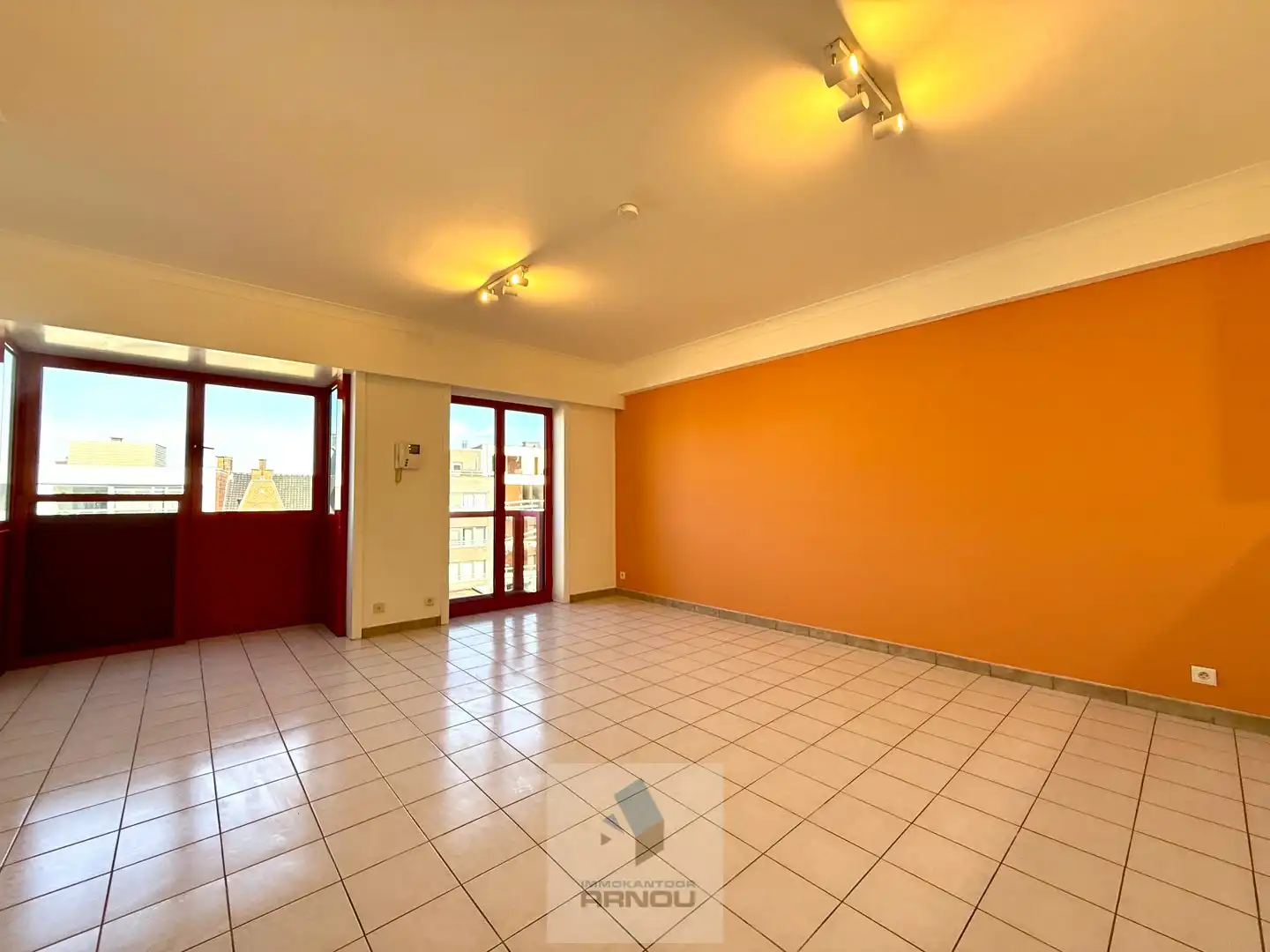 Centraal gelegen appartement met 1 slaapkamer foto 3