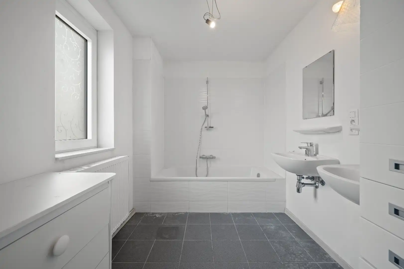 Instapklare half open bebouwing met 4 slaapkamers uit 2019 te Geetbets foto 16