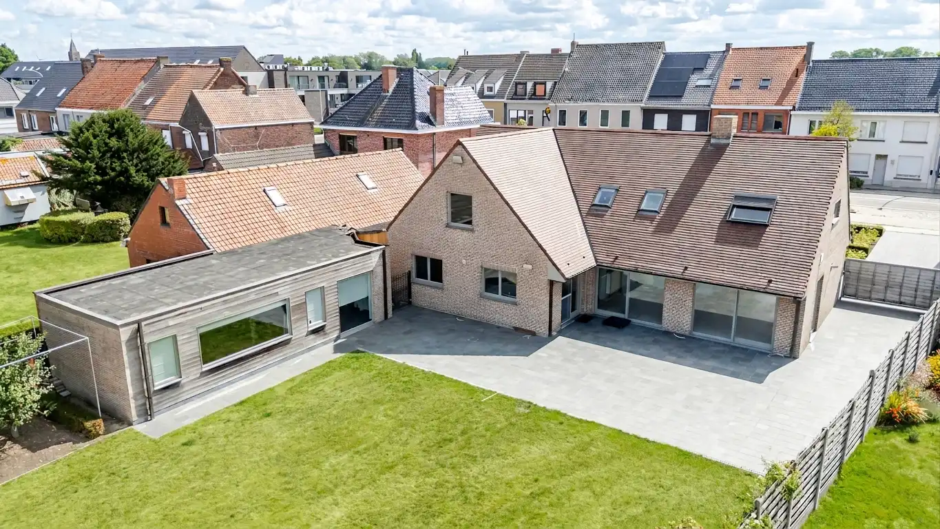Alleenstaande woning met polyvalent bijgebouw te Zedelgem  foto 3