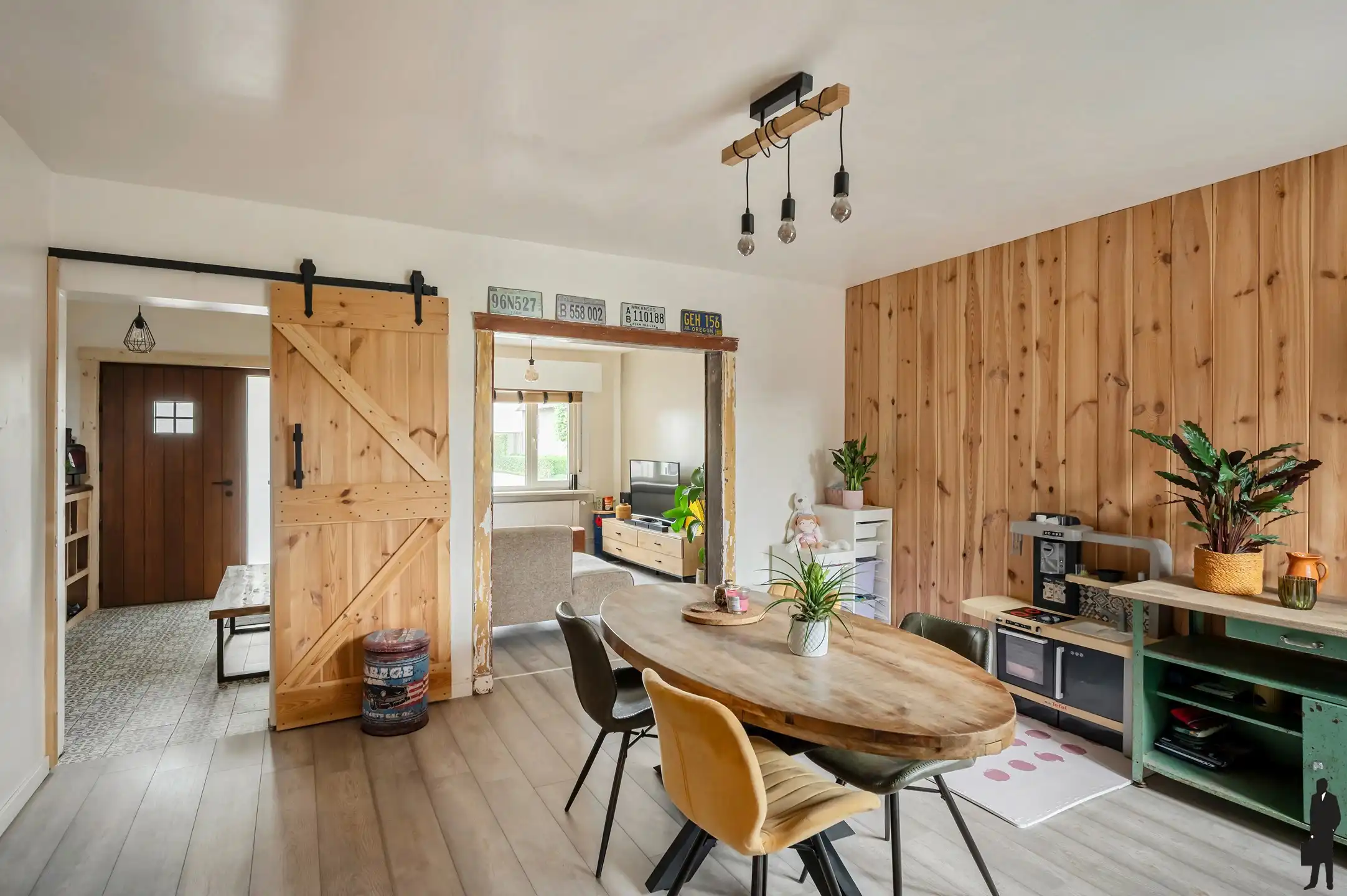 Smaakvol gerenoveerde vrijstaande woning met 4 slaapkamers, zonnige tuin  te Essen - Wildert foto 6