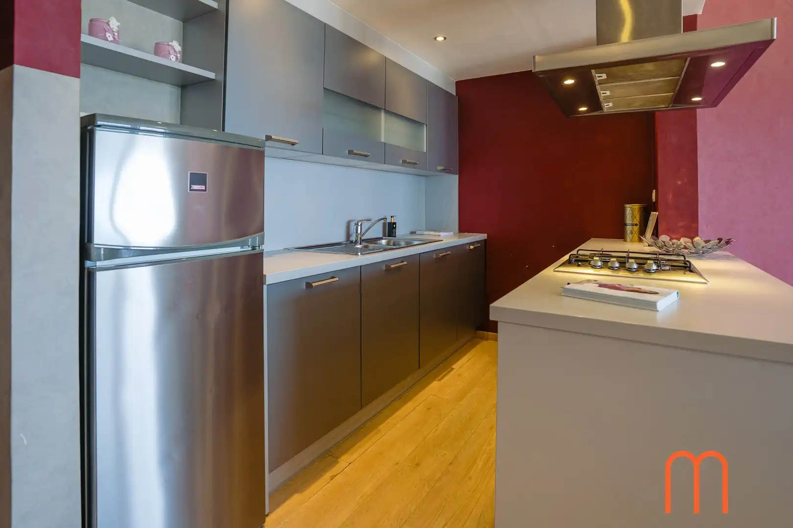 Appartement te koop op de Zeedijk in Mariakerke (Oostende) met frontaal zeezicht foto 8