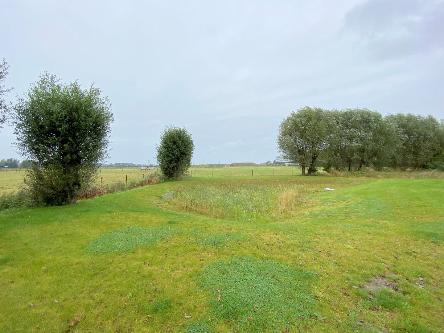 Hotelkamer nabij nieuwe golf foto 2