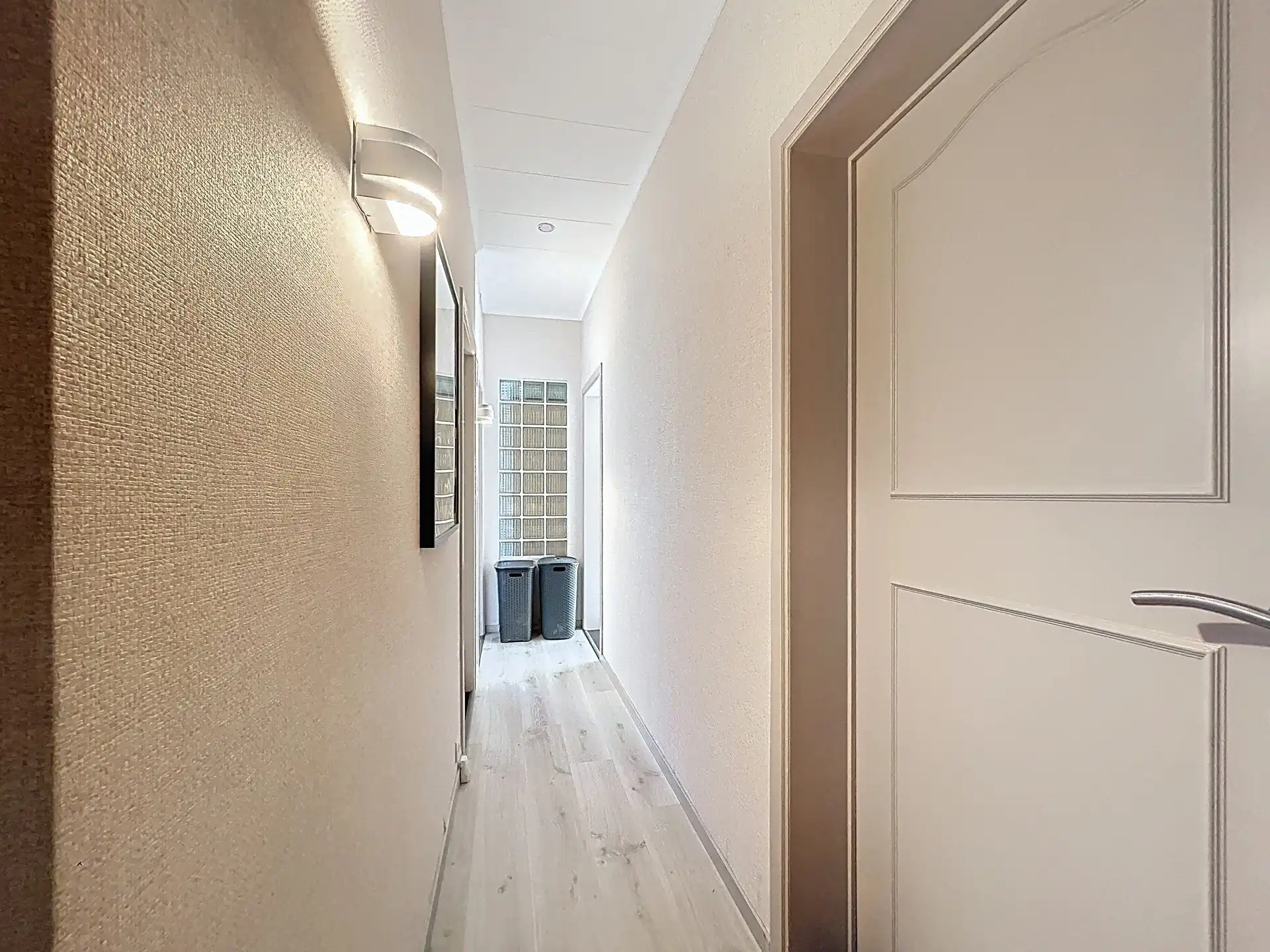Open bebouwing met 3 slaapkamers en inpandige garage op toplocatie foto 14