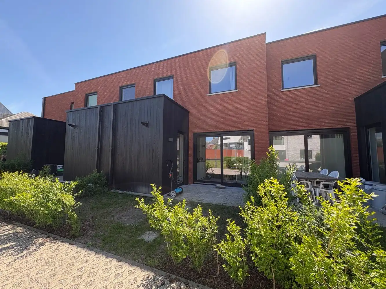 Lichtrijke nieuwbouwwoning in het hartje van Torhout foto 11