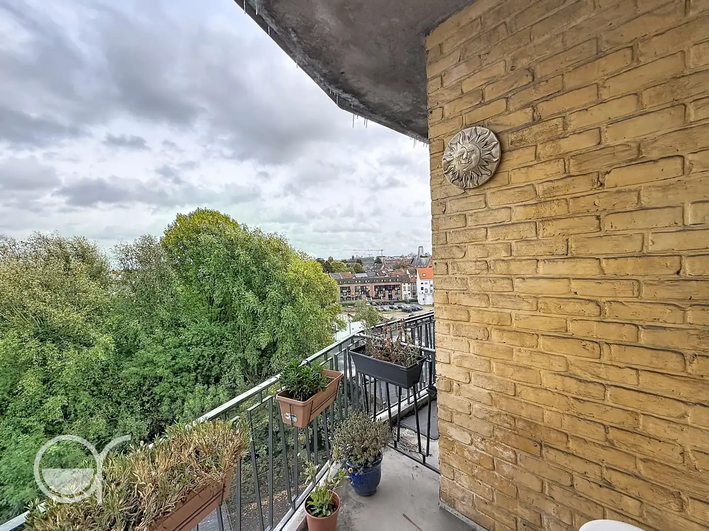 2-slaapkamerappartement met terras, zicht op Coupure foto 7