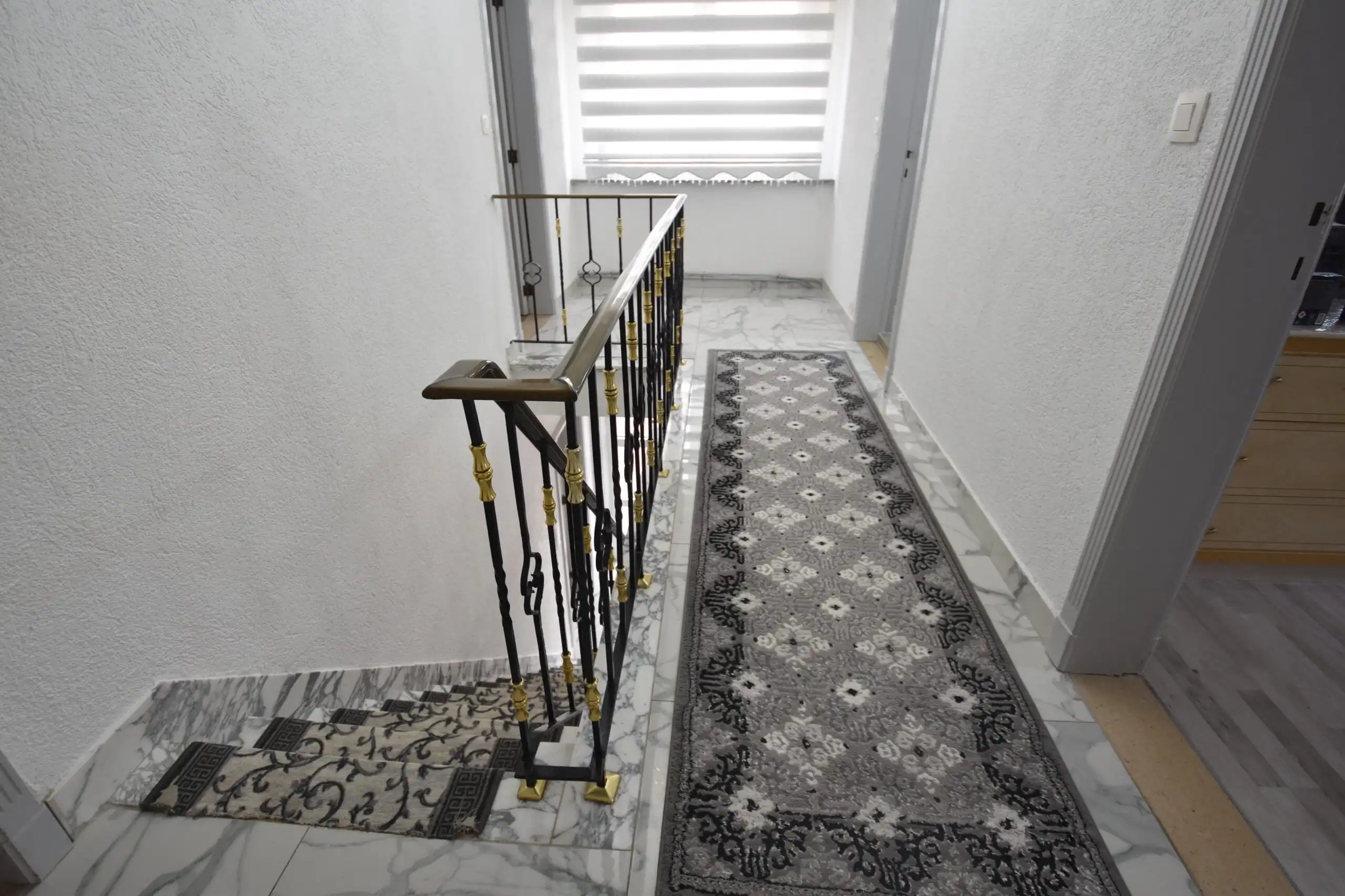 Gezellige woning met garage, veranda en 4 slaapkamers in Nieuwkerken foto 15