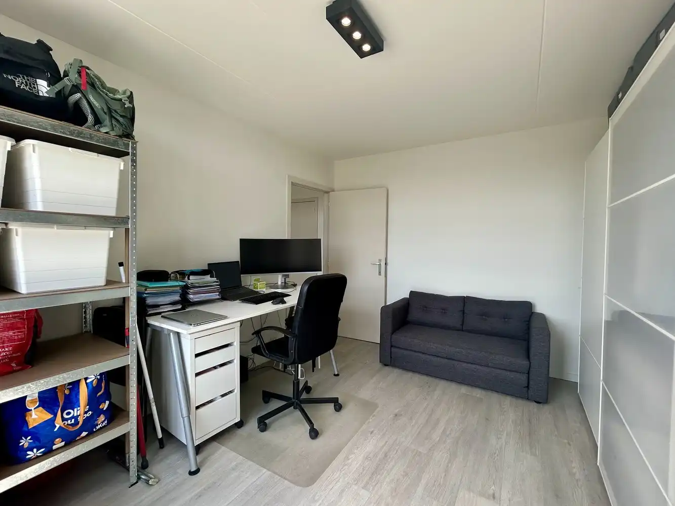 Lichtrijk en volledig instapklaar 2-slaapkamerappartement op topligging in Heverlee foto 12