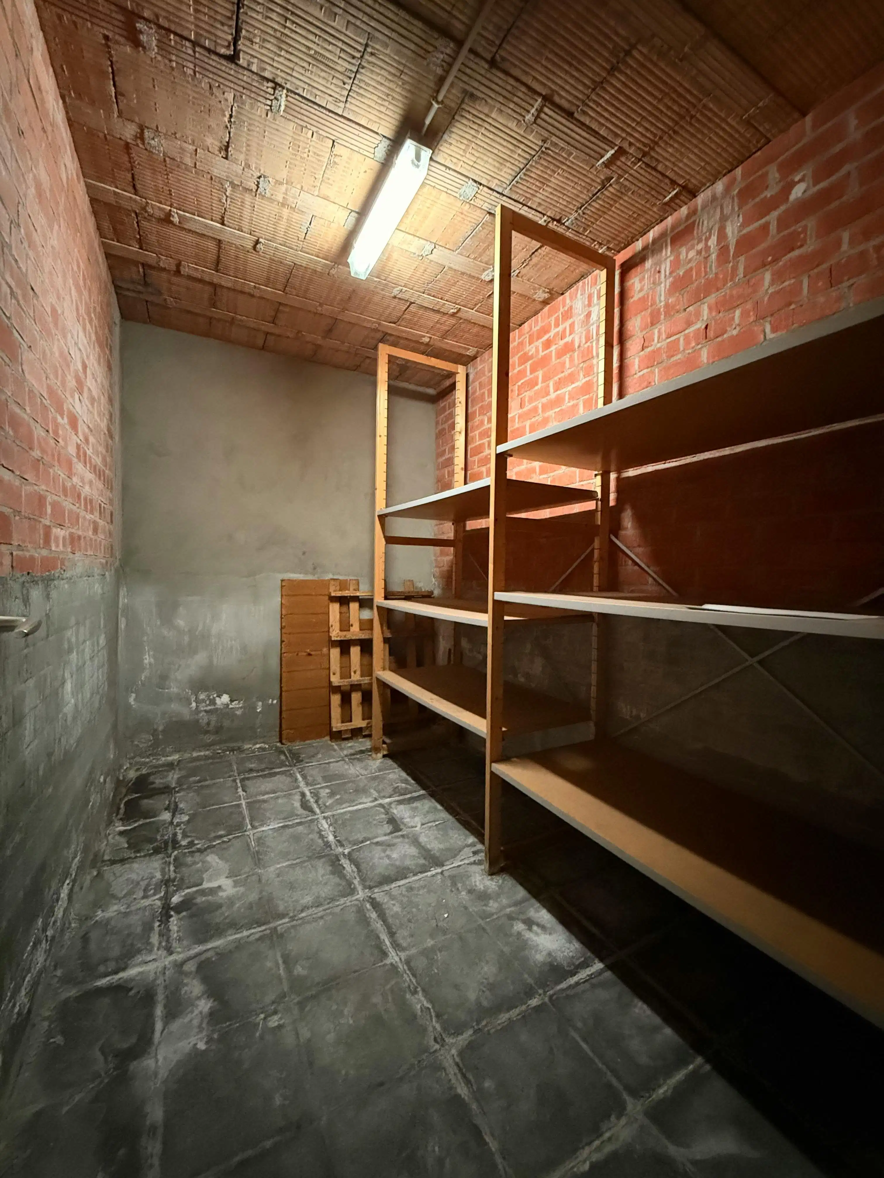 Instapklaar 2-slaapkamerappartement met uniek zicht op het Colaertpark – Ieper foto 20