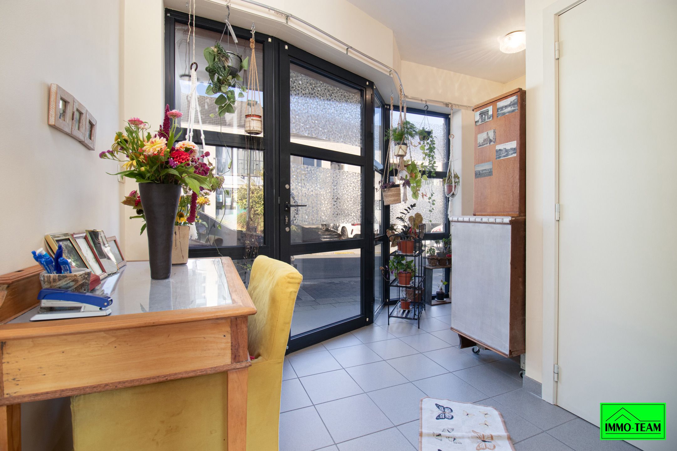 Gelijkvloers appartement in centrum Roosdaal foto 8