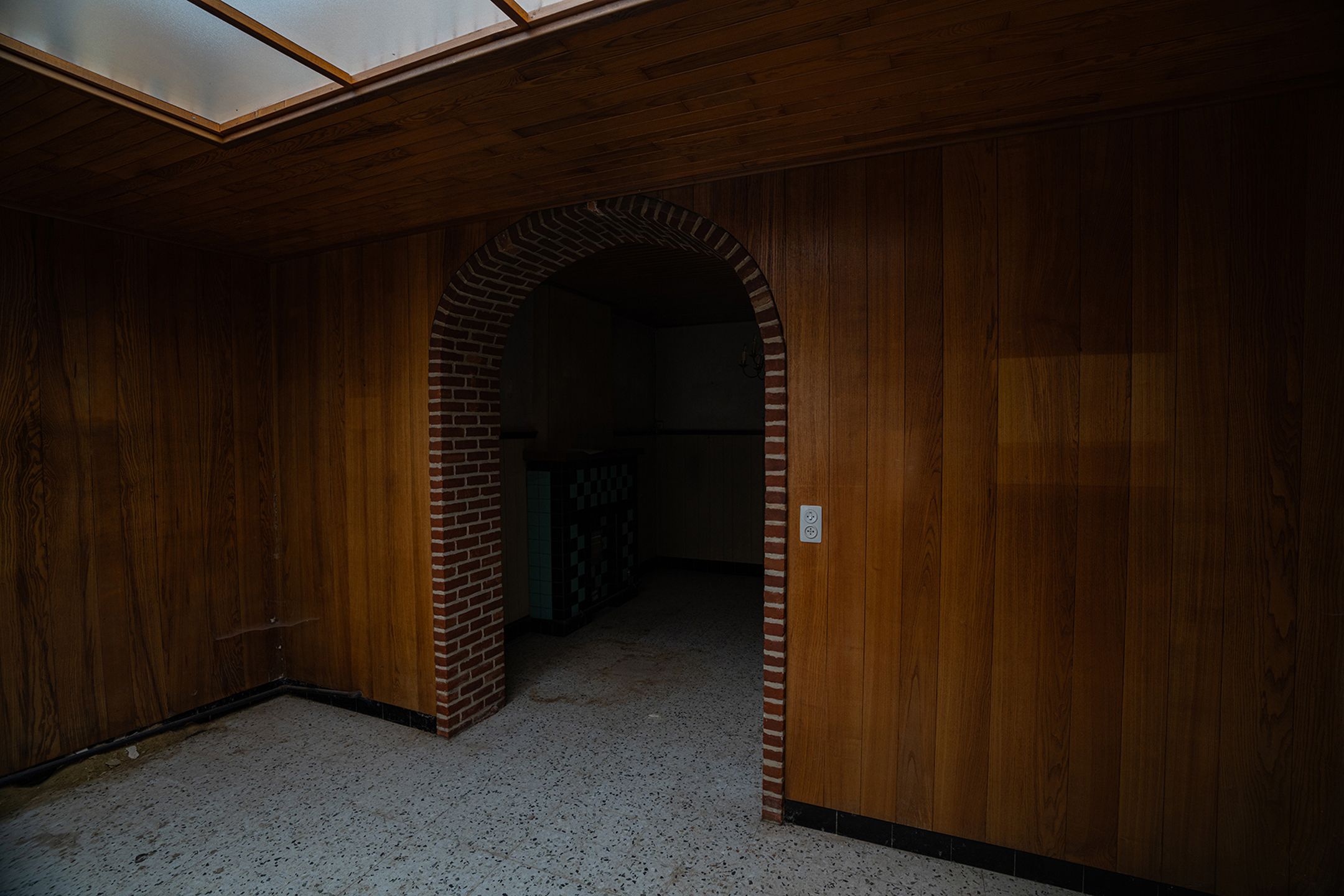 Te renoveren woning in Outer foto 5