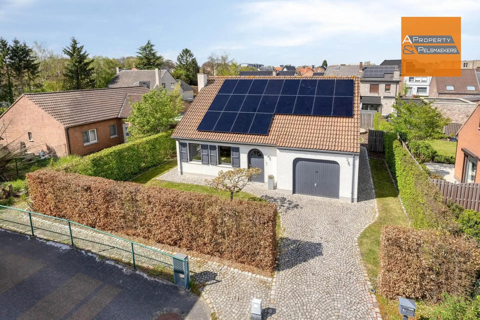 Huis foto {{pictureIndex}}