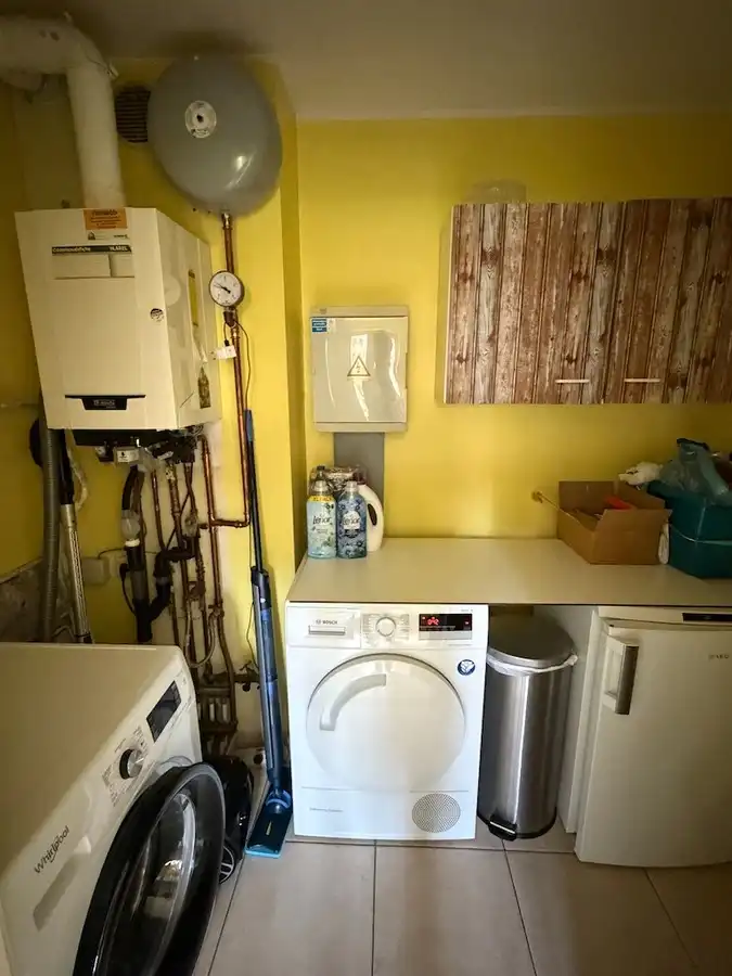 Rustig gelegen 2 slaapkamer appartement in een geliefde wijk te Wilrijk foto 9