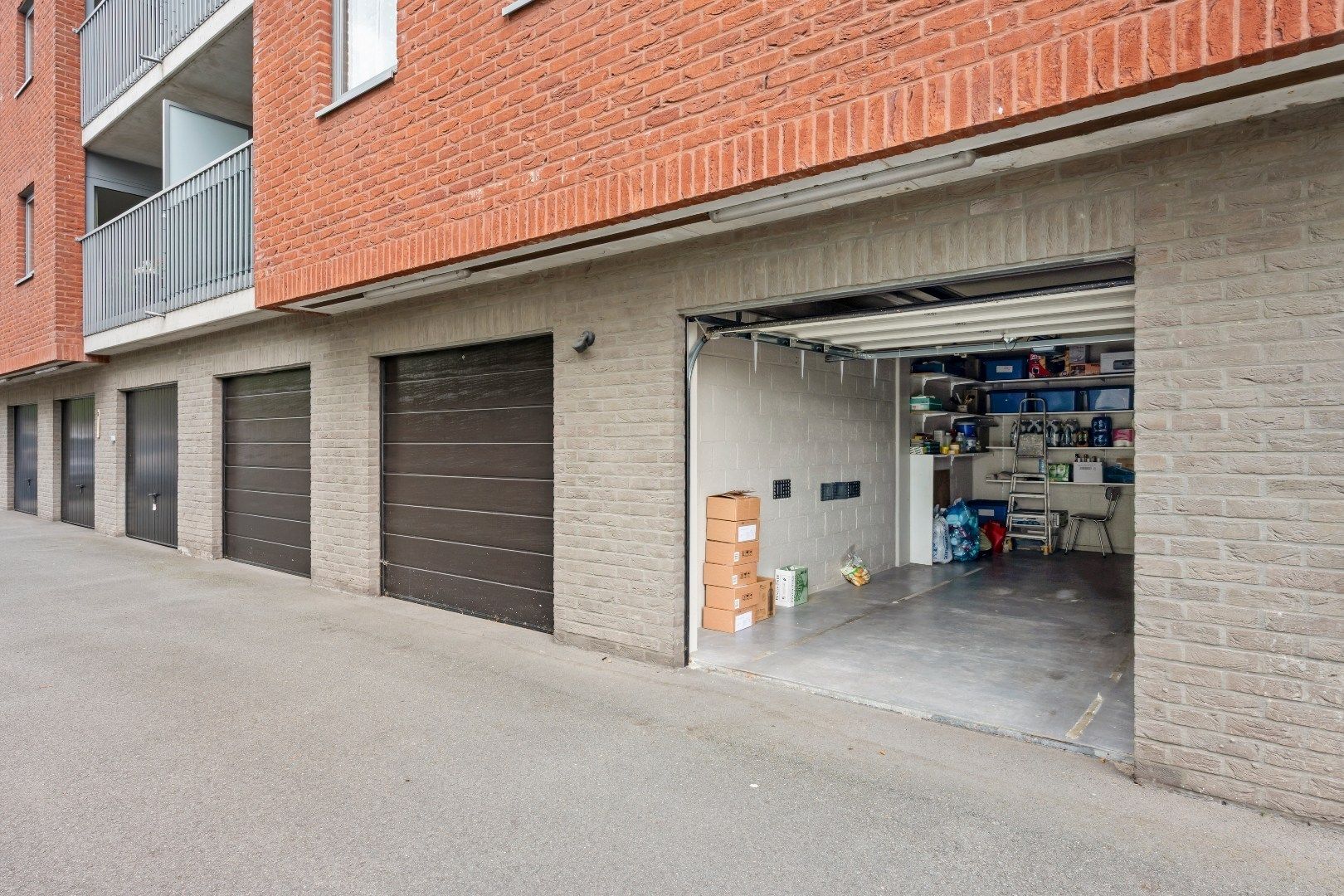 Prachtig appartement met 2 slaapkamers en 2 terrassen. foto 17