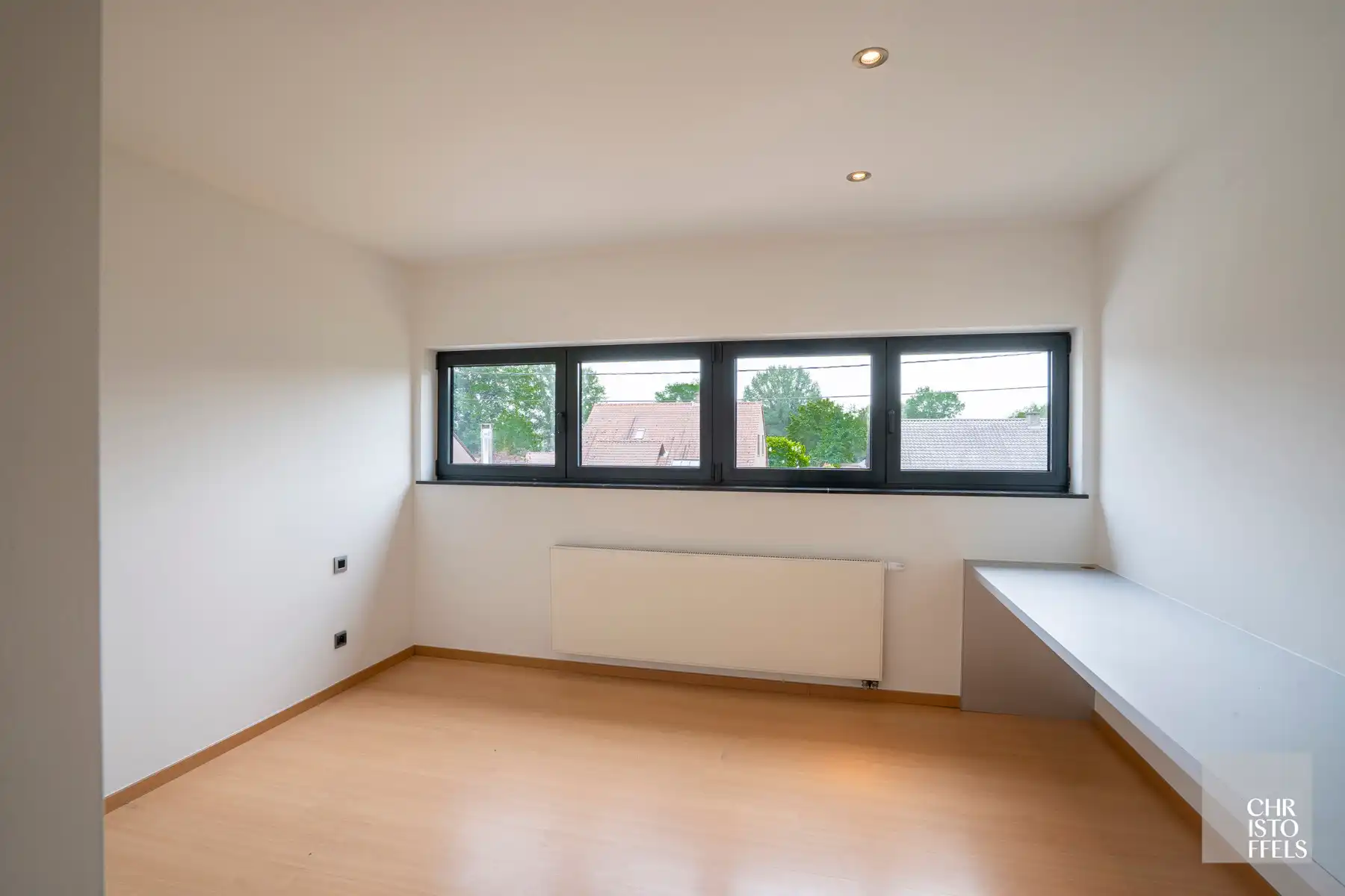 Tijdloze villa (405 m²) met zwembad, magazijn en weiland op 4.858 m²! foto 19