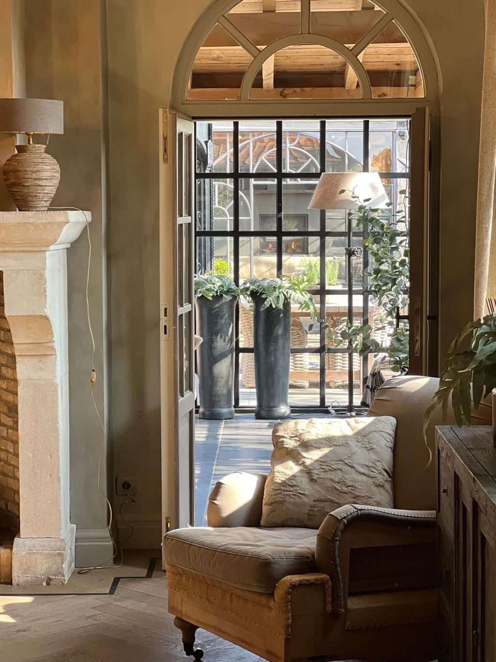 Landelijke villawoning met multifunctioneel aangrenzend gebouw foto 33