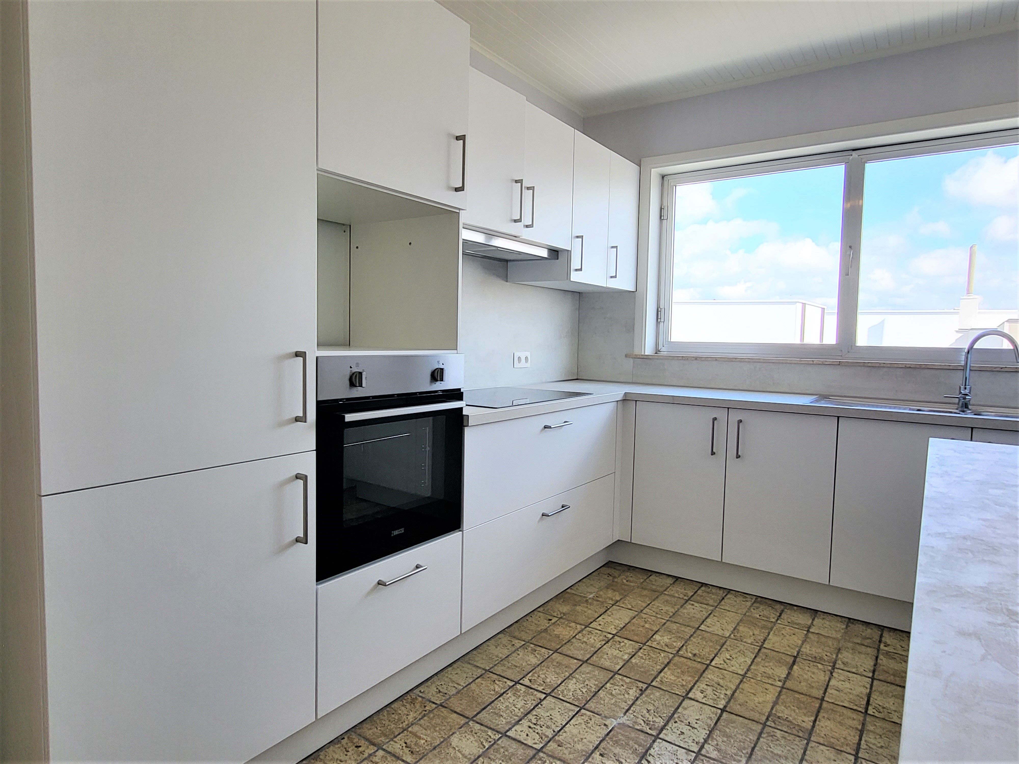 Prachtig appartement van 85m², gelegen op de 1ste verdieping met zuidgericht terras v 28m². foto 14