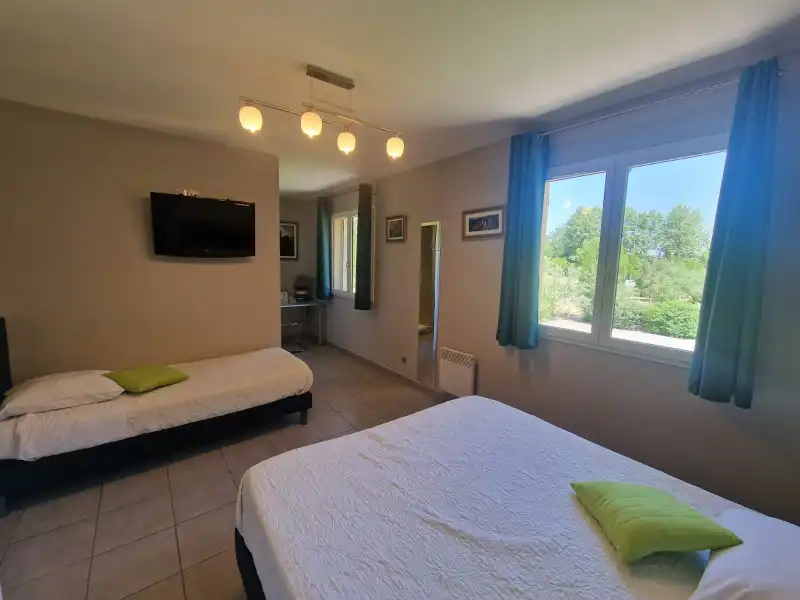 Villa omgevormd tot B&B met vijf mooie kamers en studio in een prachtige en groene omgeving in Carcasonne foto 29