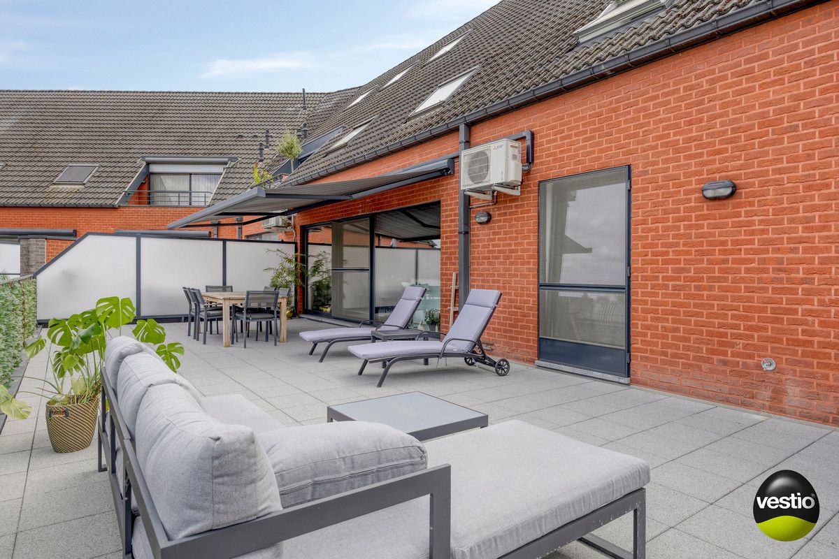 PRACHTIG APPARTEMENT VAN 90M² MET 2 SLK AAN STADSRAND BILZEN. foto 3