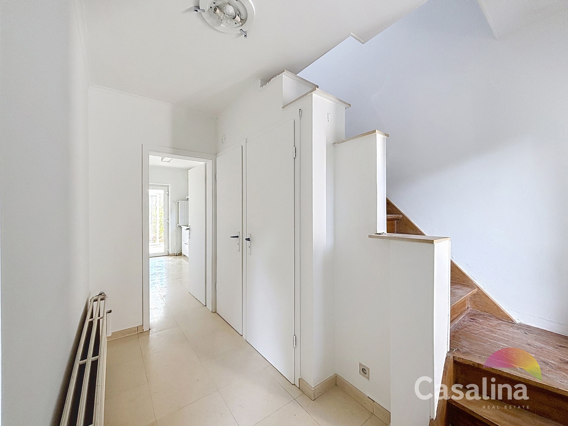 Vier gevel woning met tuin te huur  foto 8