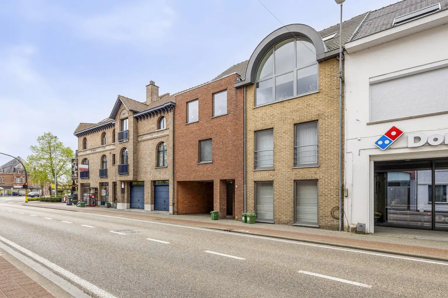Centraal gelegen 2-slaapkamerappartement met terras te Retie foto 2